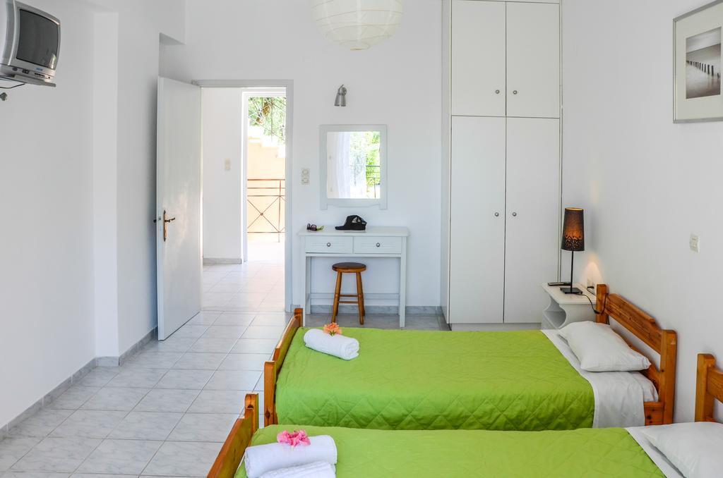 Olive Grove Apts Lithakia  Dış mekan fotoğraf