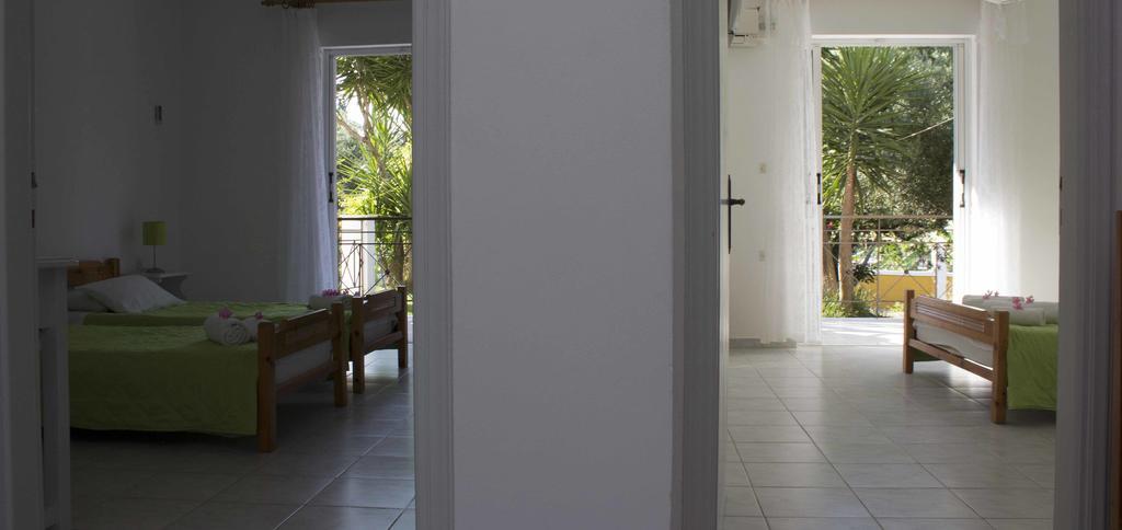 Olive Grove Apts Lithakia  Dış mekan fotoğraf