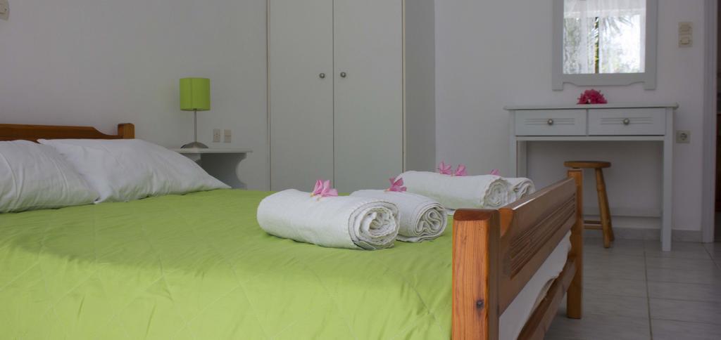 Olive Grove Apts Lithakia  Dış mekan fotoğraf