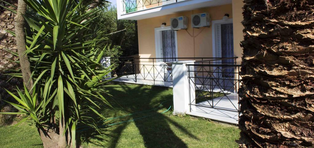 Olive Grove Apts Lithakia  Dış mekan fotoğraf